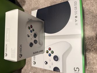 Xbox Series S and 2nd controller