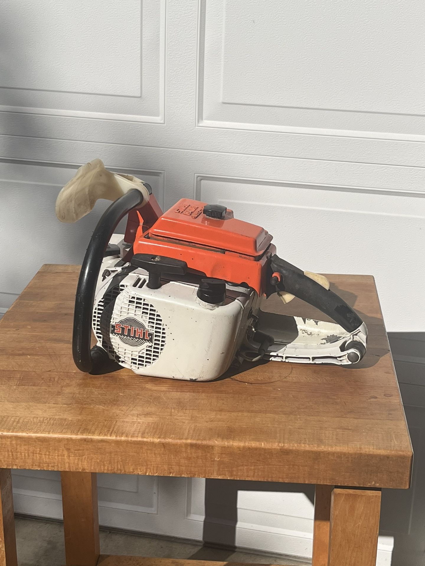Stihl 041 AV Chainsaw - Nice Classic Chain Saw in Excellent Condition
