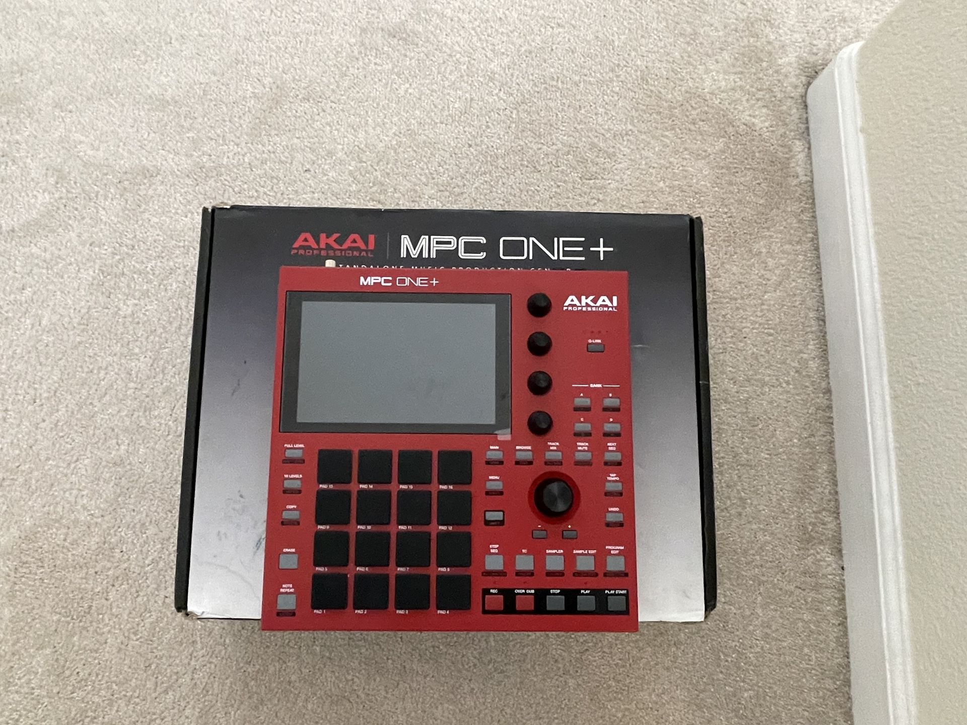 AKAI MPC ONE + Plus