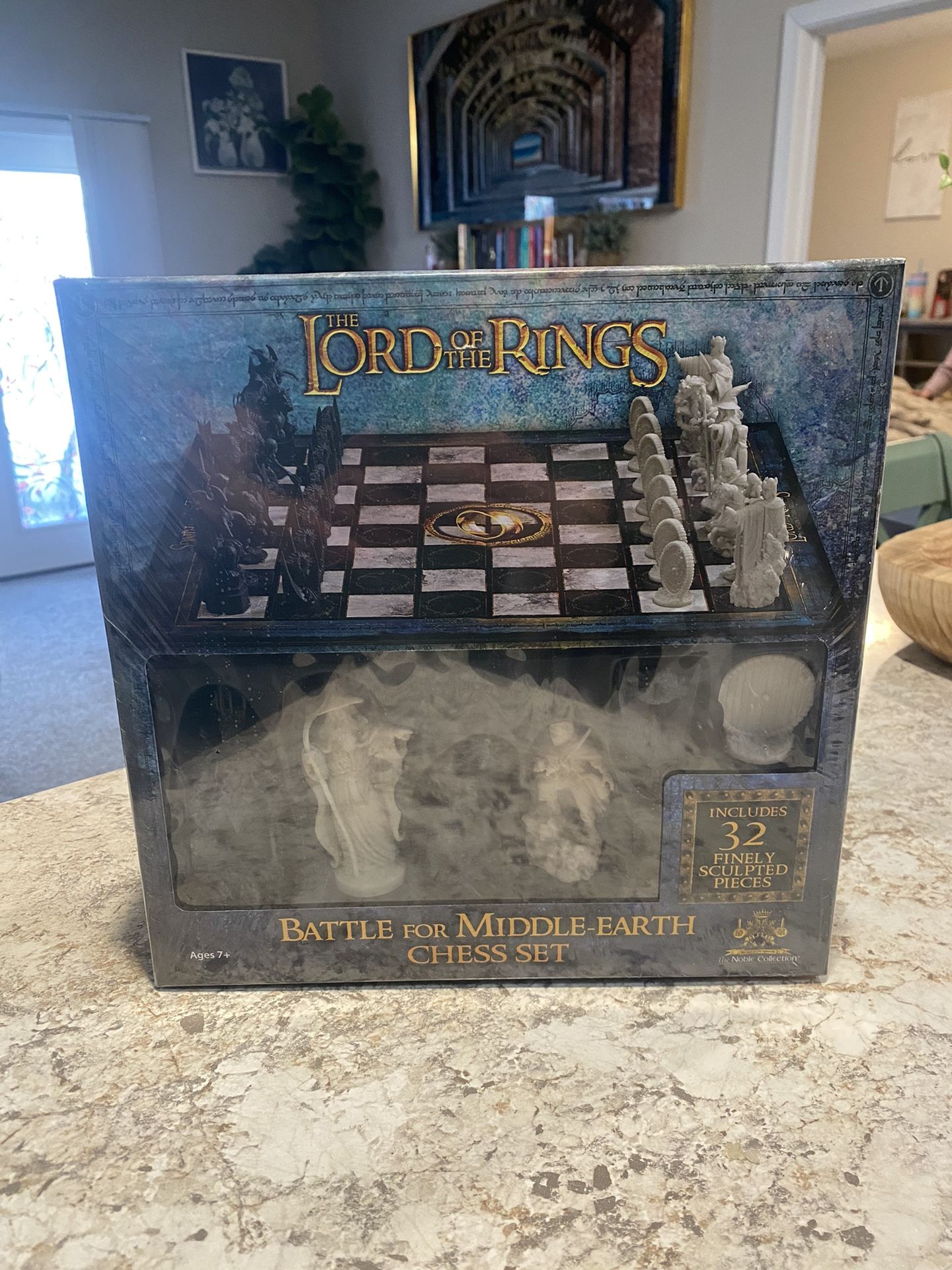 Lord Of The Rings Chess Set