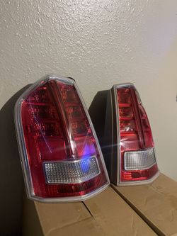 2011-2014 Chrystler 300 Tail Lights