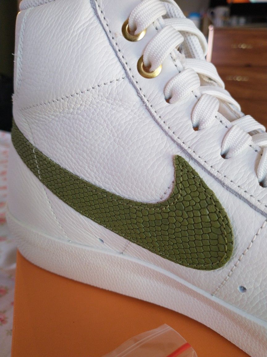Nike Mid Blazer 77