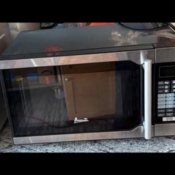 Microwave Avanti