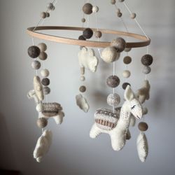 Baby Mobile Llamas 