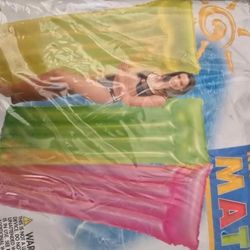 NOS Intex Pool Inflatables Yellow Float Mat Toys