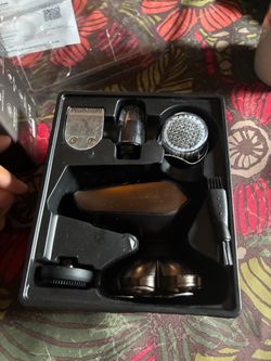 Men's Grooming Kit with Trimmer Attachments