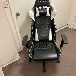 GT RACING gaming Chair With Speakers