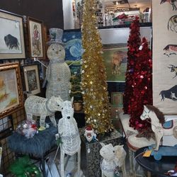 Christmas, Vintage, Antiques, Glassware, Jewelry, Toys 