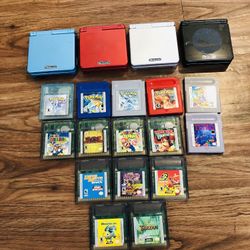 Gameboy Advance SP consoles and games cartridges Pokémon, Mario