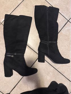 Black knee high boots with heel