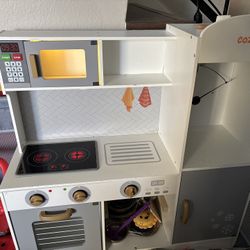Kids Kitchen