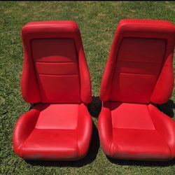 Universal Racing Seats