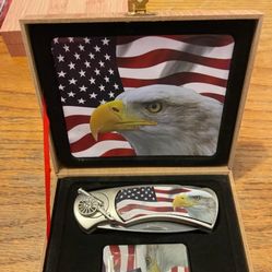 New American Flag / Eagle Foldable & Zippo Flip Lighter 