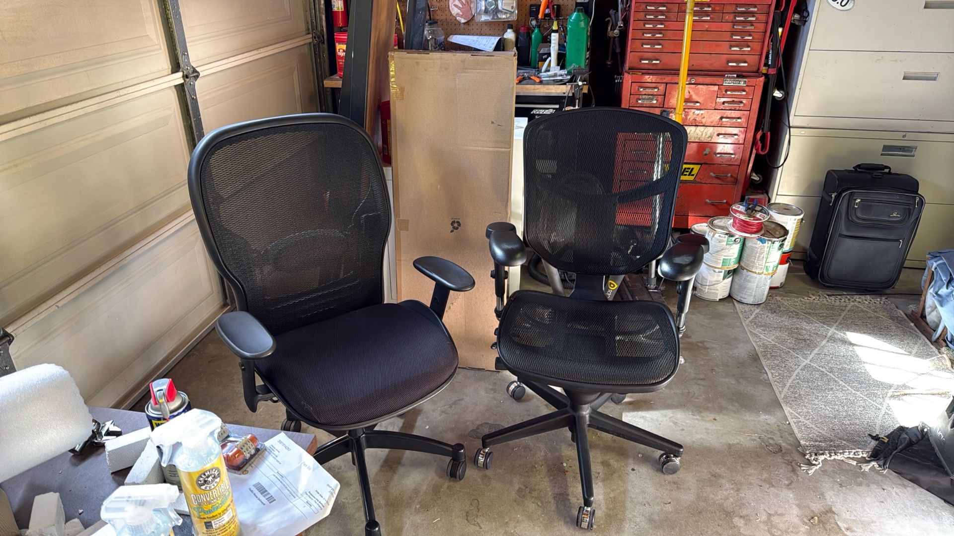 OFFICE CHAIRS