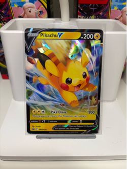 Pokemon Pikachu V