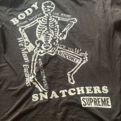 Supreme XL Body Snatchers Tee