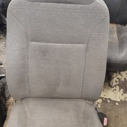 2010 CHEVY COLORADO PASSENGER SIDE SEAT 