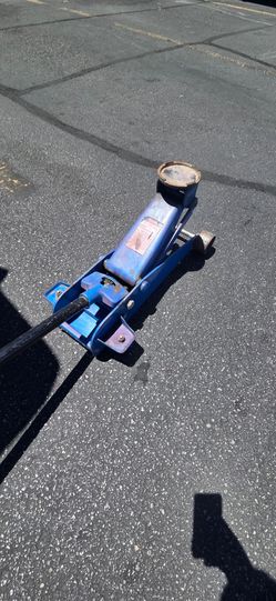 Floor jack $150