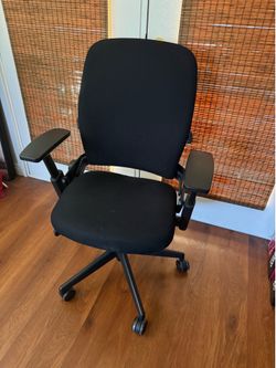 Steelcase 462 Leap V2
