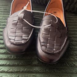 New Woman’s Dress Up Shoes