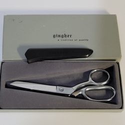 Gingher Cloth Shears With Sheath