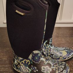Women's BOGS Boots Size 6
