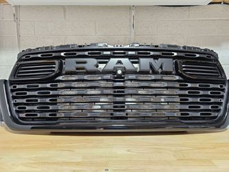 Ram 1500 OEM Grille