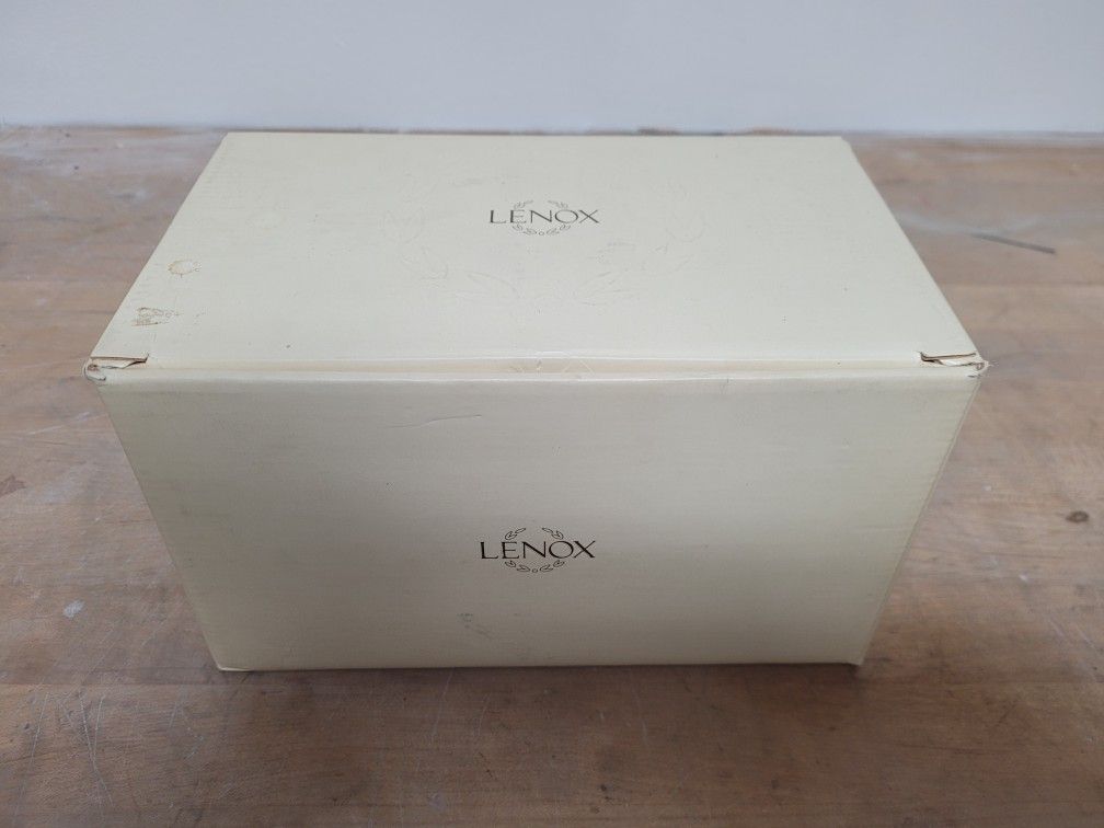 Retired Lennox Inspirational Collection Rare Red Jeweled Crystal Cross