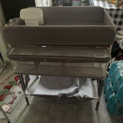Baby Changing Station 