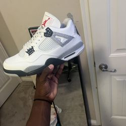 Jordan 4’s Size 11