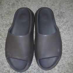 Yeezy Slides 