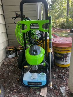 Green pressure washer