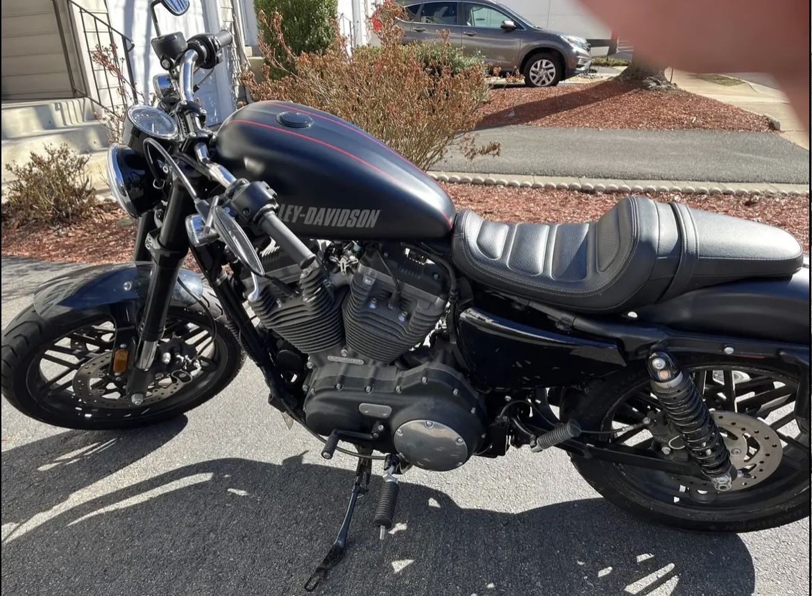 2017 Harley Davidson Sportster Roadster