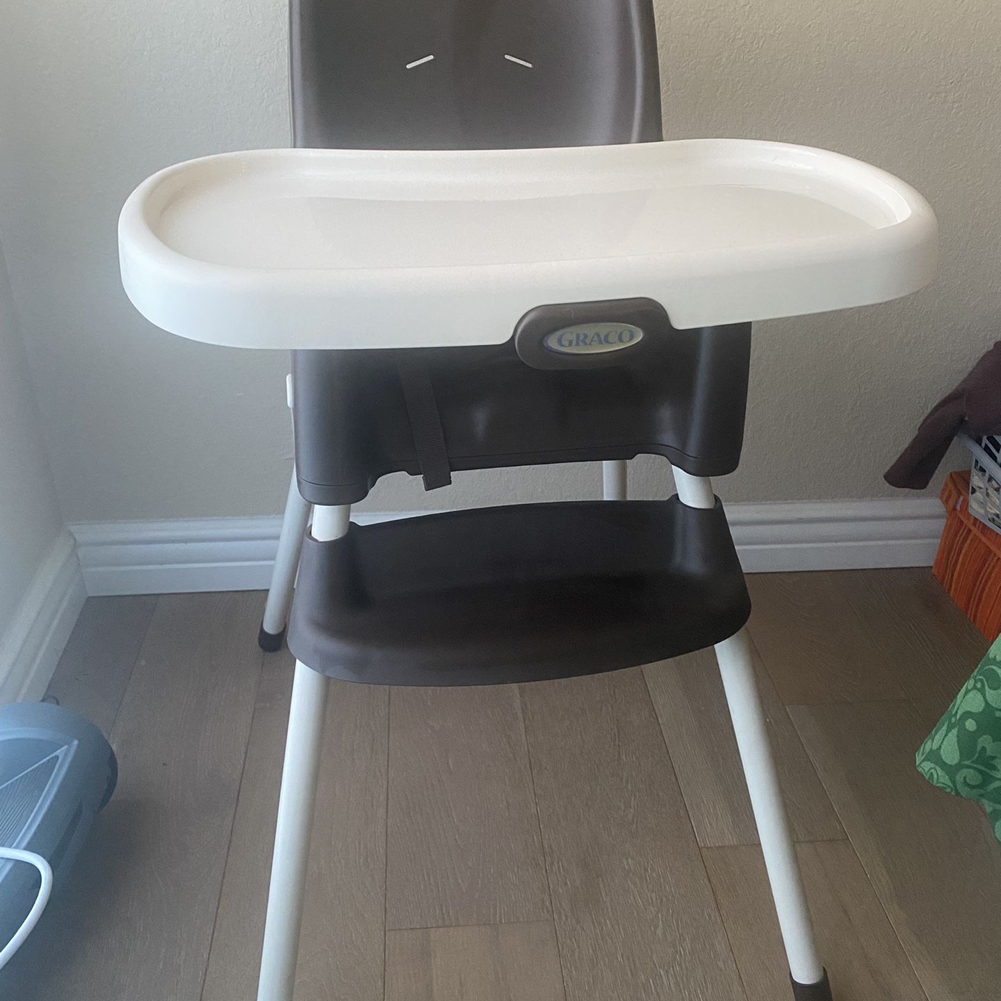 High chair convertible to Booster 