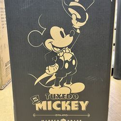 Beast Kingdom Disney's 90th Anniversary Tuxedo Mickey Mouse Master Craft Statue MC-008