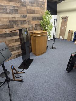 Small Church Closing In West Mesa