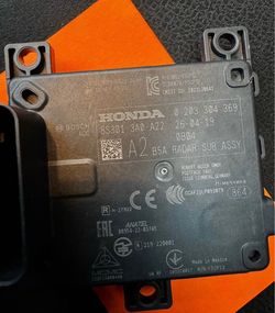 Front radar Honda crv 2023/2025 OEM