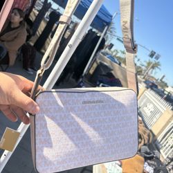 New Michael Kors Crossbody 