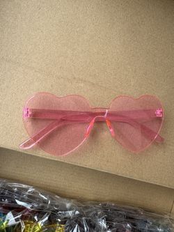 30 Heart Shaped Sunglasses/Valentines/Galentines