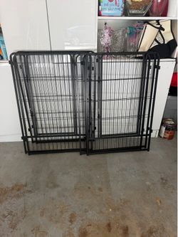 XL indoor/outdoor pet fence