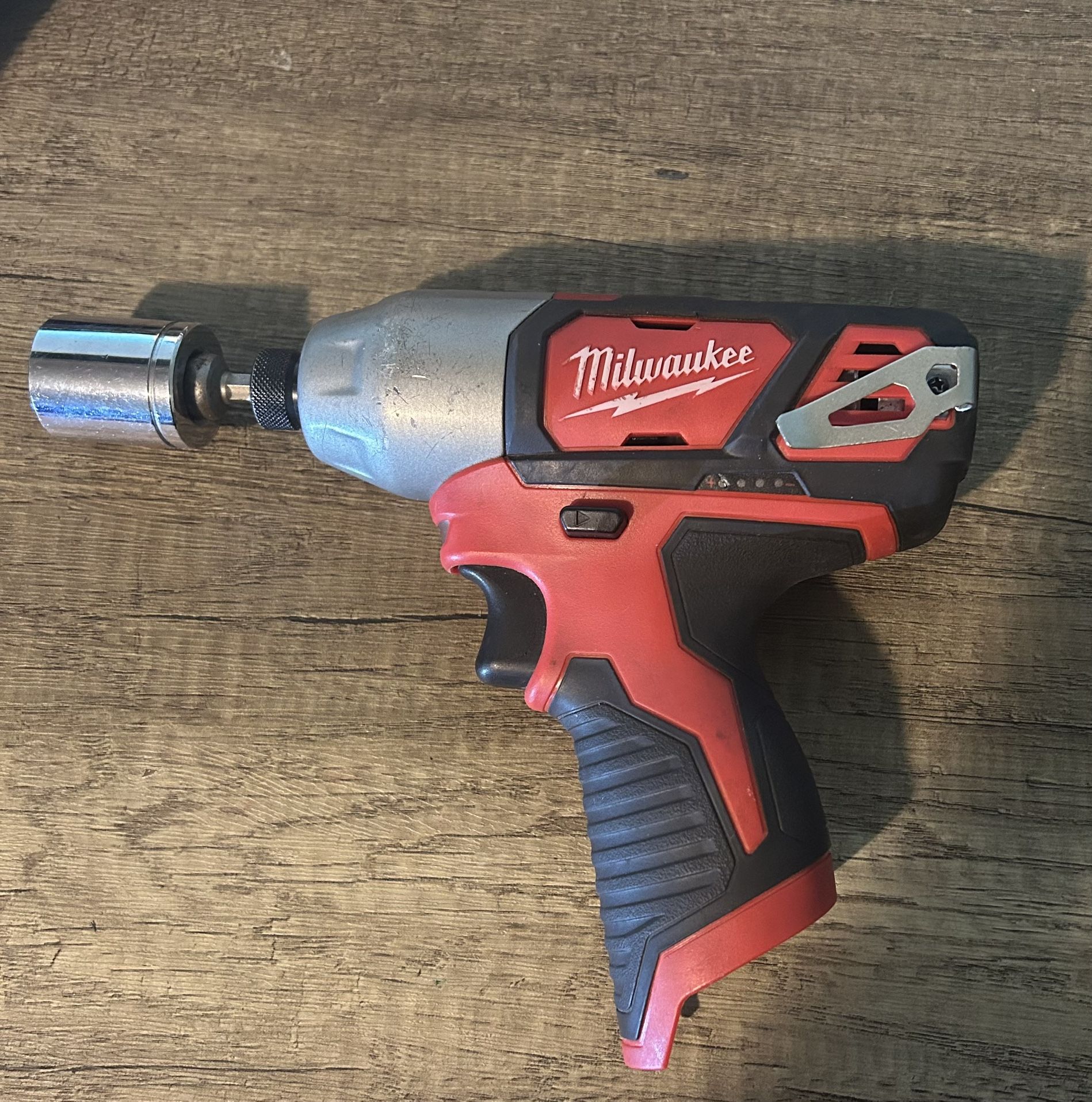 Milwaukee M12 1/4 in. Hex Impact Driver