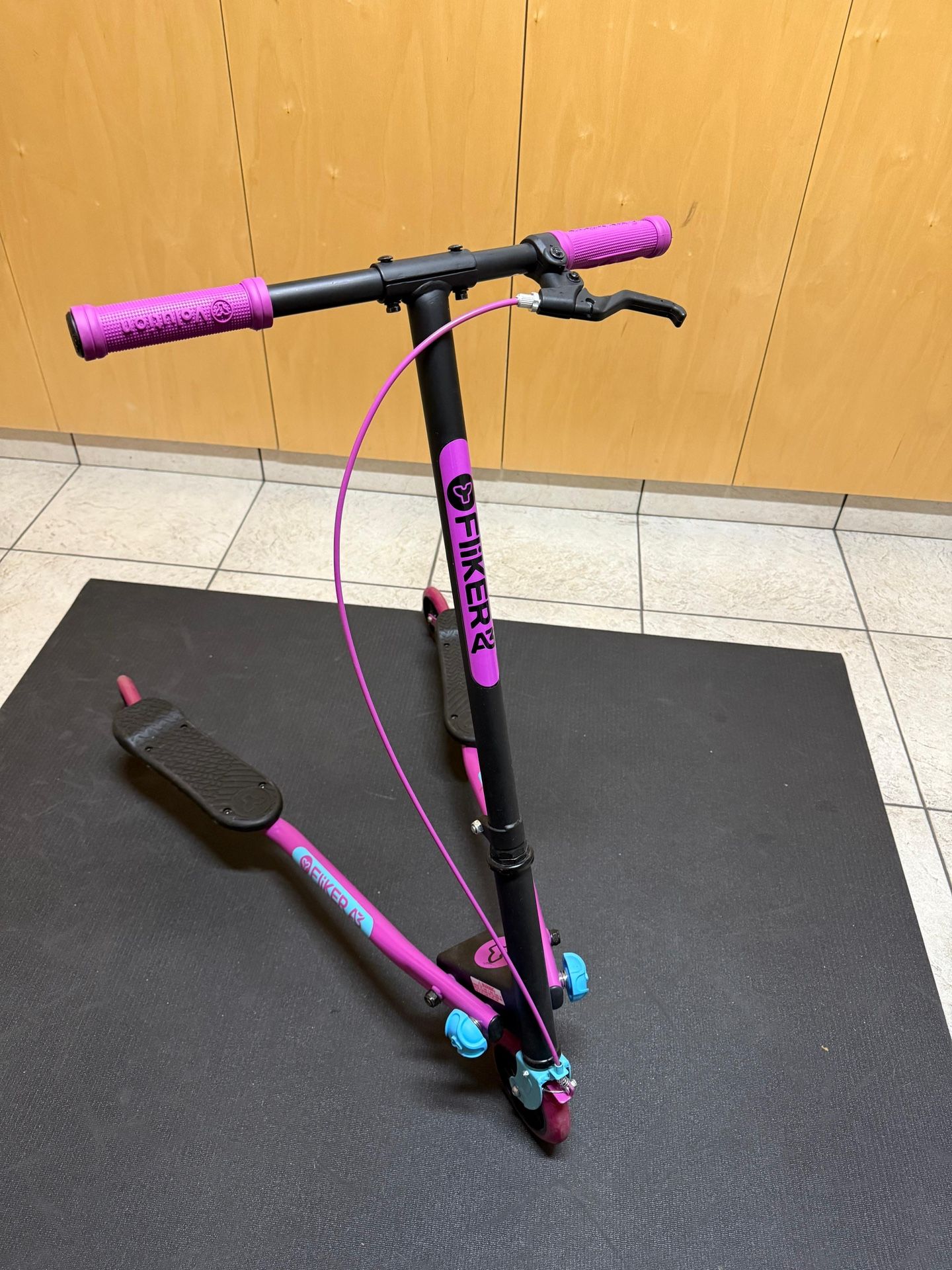 Wiggle Scooter
