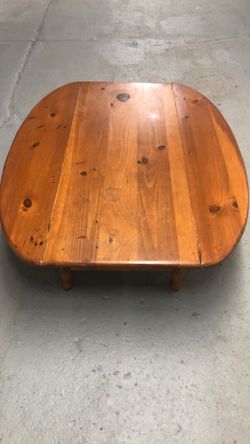 Coffee table good condition