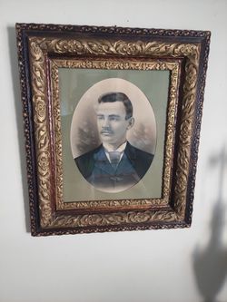 Antique Vintage Ornate Wood Rococo Gold Leaf Guilt Frame with Portrait of Gentleman.