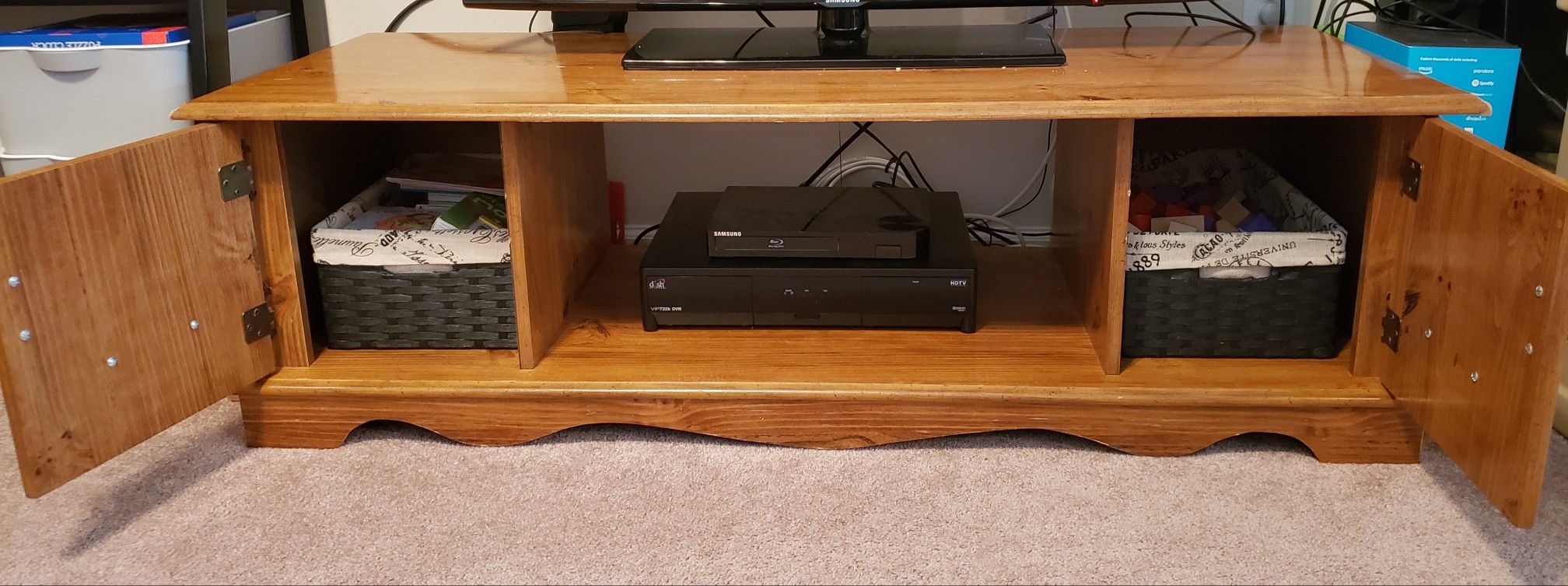 Matching entertainment center/coffee table and 2 end tables for Sale in