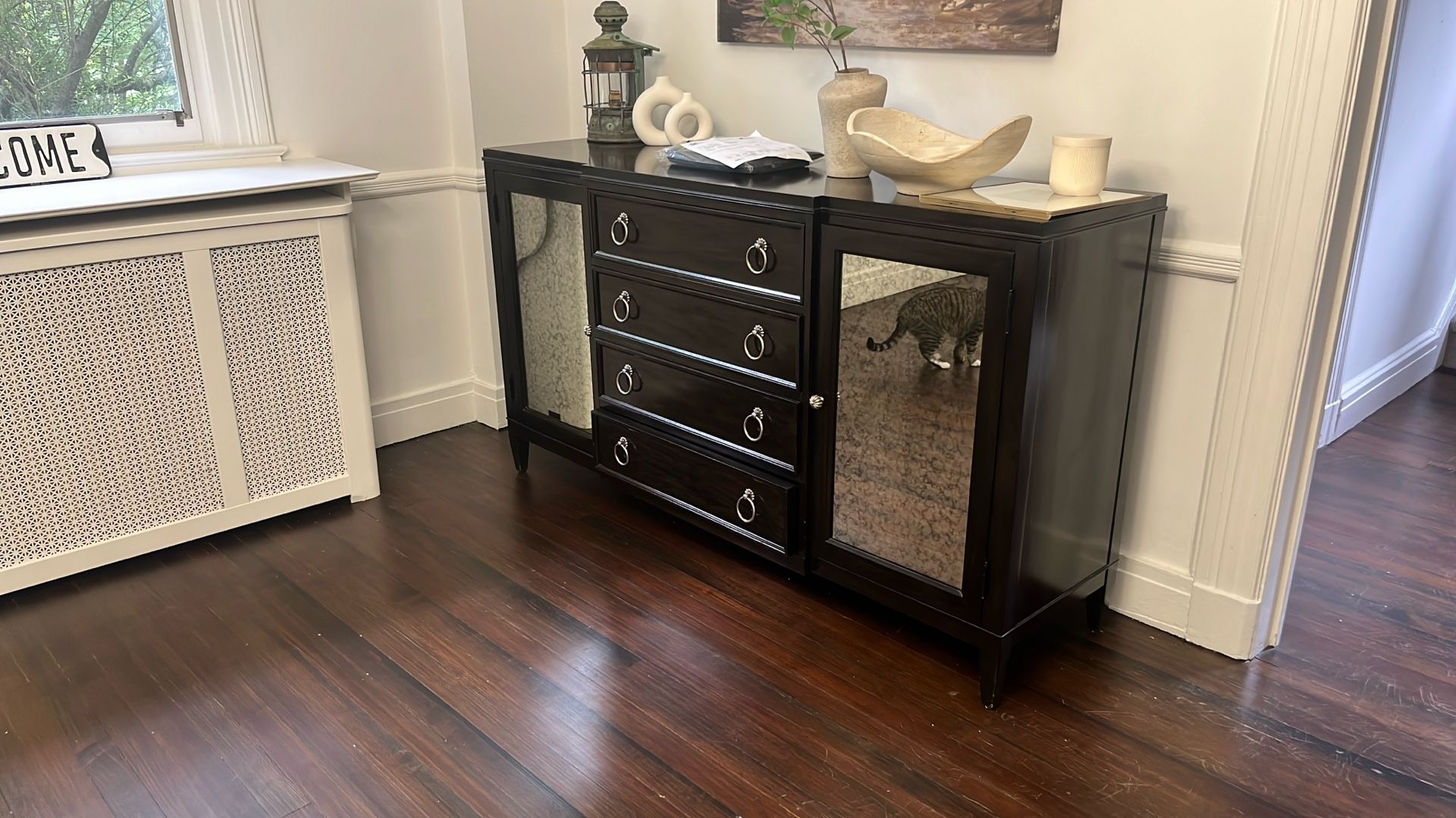Dresser