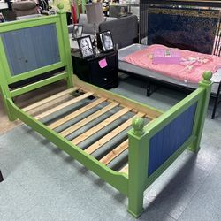Twin Size, Wooden bed Good Condition $50,  Same day delivery”