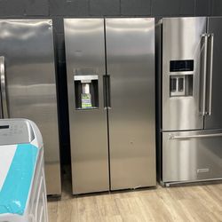 Madea side-by-side refrigerator