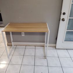 Foldable Table 