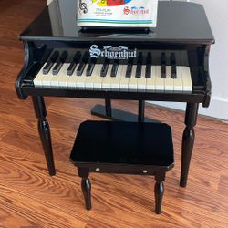 Schoenhut Wooden Kids Piano + Bench (Montessori-Style, Excellent Condition)